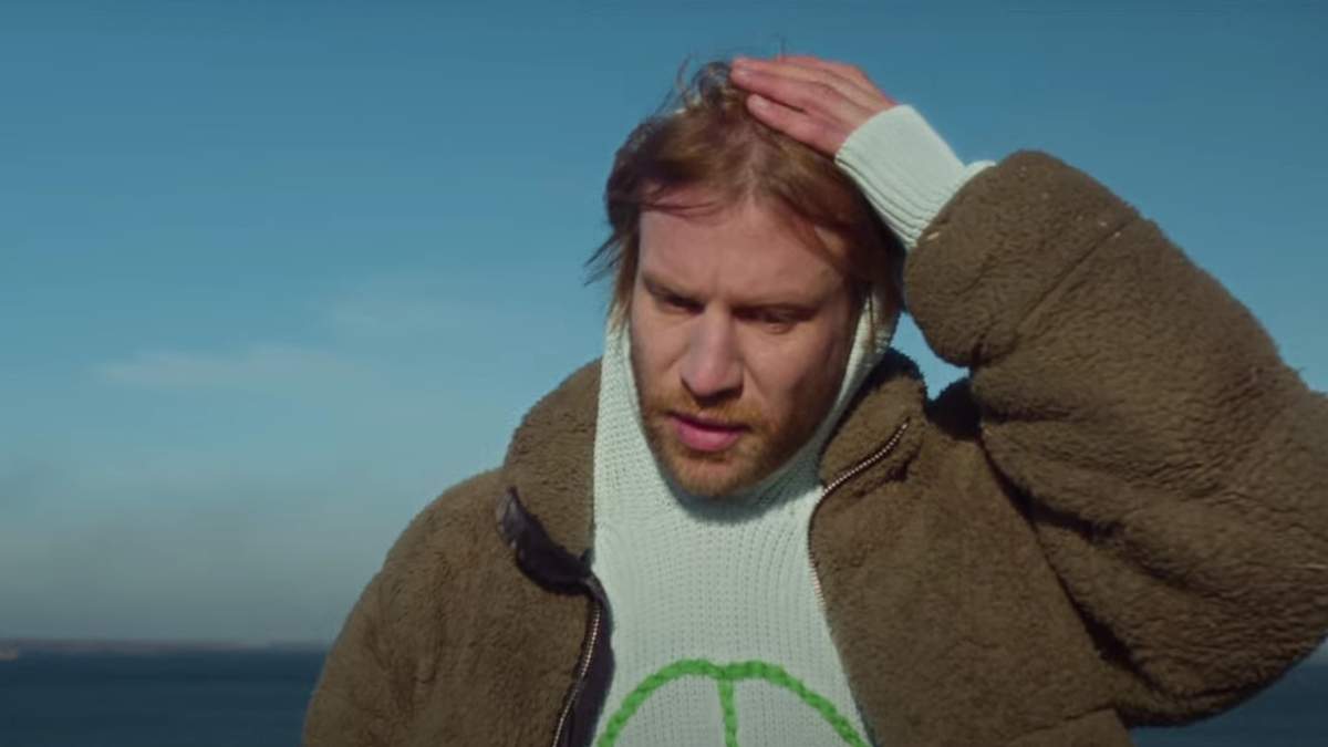 Іван Дорн випустив кавер на пісню «Океану Ельзи», де в головних ролях – він зі своєю дружиною Іван Дорн випустив кавер на пісню «Океану Ельзи», де в головних ролях – він зі своєю дружиною
