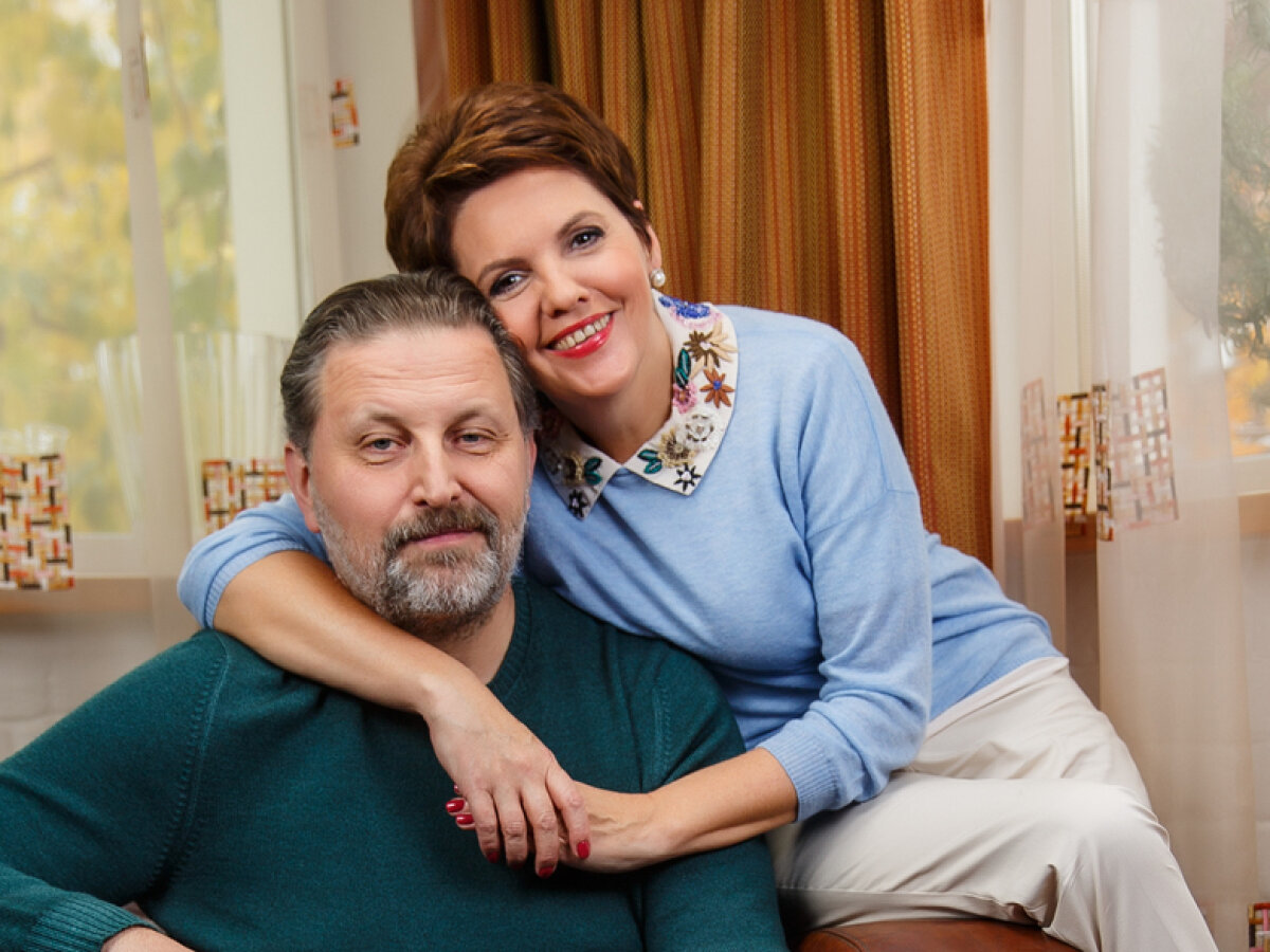 Телеведуча Олена Фроляк відверто розповіла про мобілізацію чоловіка та сина Телеведуча Олена Фроляк відверто розповіла про мобілізацію чоловіка та сина
