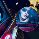 65-річна Мадонна провела відверту фотосесію за кермом «Ягуара»
